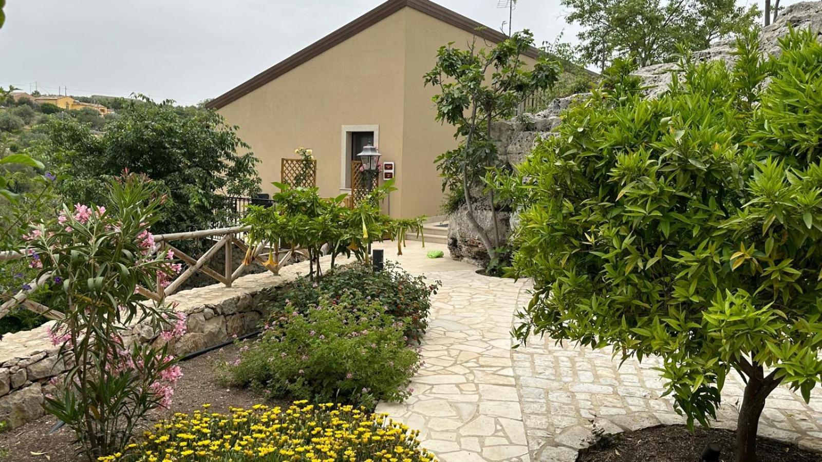 Casa Vacanze Il Mandarancio Modica Bagian luar foto